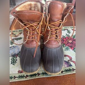 L.L.Bean Women’s Bean Boots - 8” Shearling-Lined - Size 8M